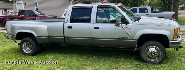 image for item LG9227 1996 Chevrolet K3500  Crew Cab pickup truck