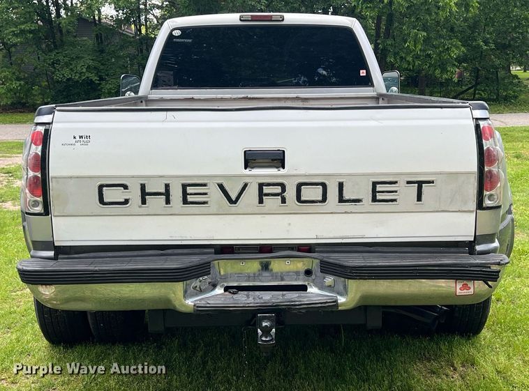 image for item LG9227 1996 Chevrolet K3500  Crew Cab pickup truck