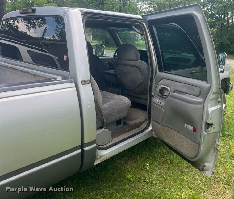 image for item LG9227 1996 Chevrolet K3500  Crew Cab pickup truck