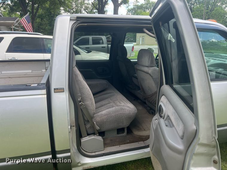 image for item LG9227 1996 Chevrolet K3500  Crew Cab pickup truck