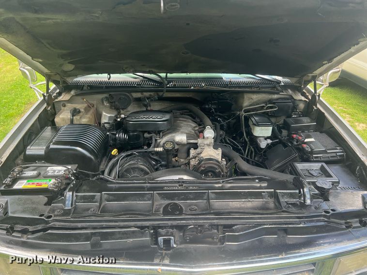 image for item LG9227 1996 Chevrolet K3500  Crew Cab pickup truck