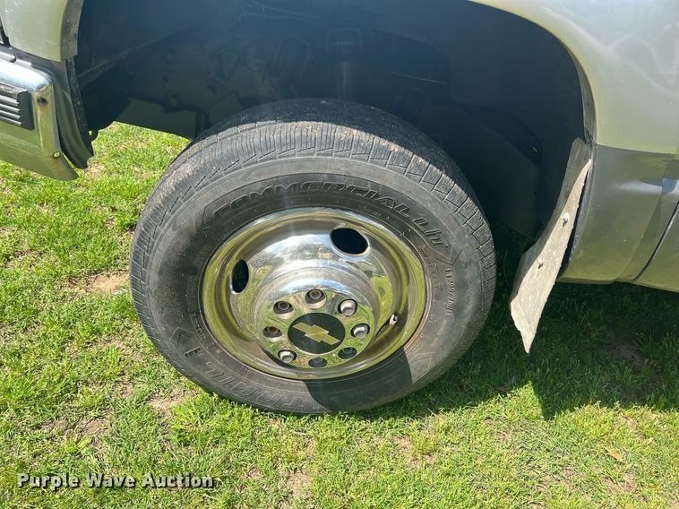 image for item LG9227 1996 Chevrolet K3500  Crew Cab pickup truck