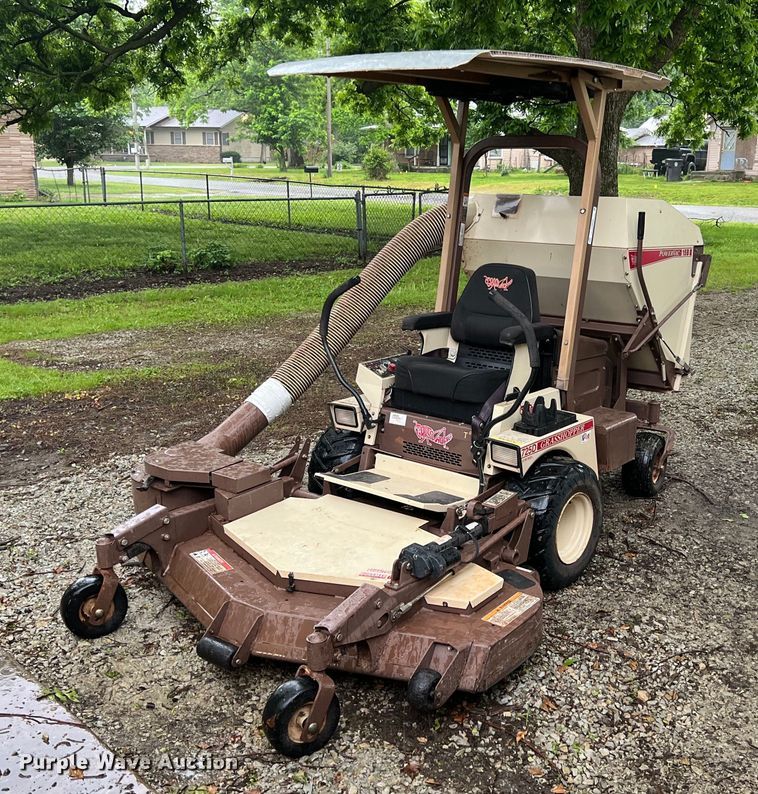 image for item LG9228 Grasshopper 725D  ZTR lawn mower