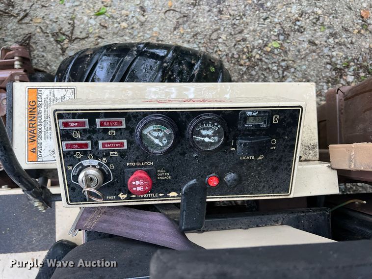 image for item LG9228 Grasshopper 725D  ZTR lawn mower