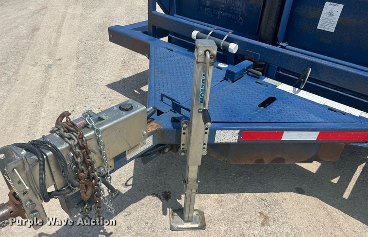 image for item LG9230 2015 Air Tow D12  dump trailer