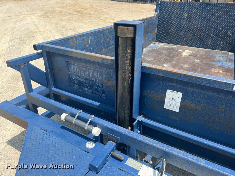 image for item LG9230 2015 Air Tow D12  dump trailer