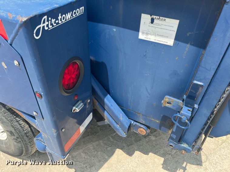 image for item LG9230 2015 Air Tow D12  dump trailer
