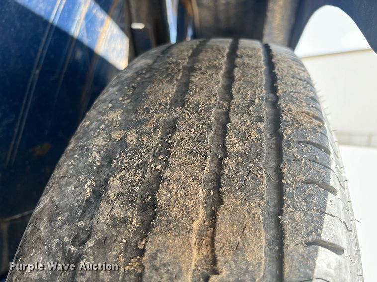 image for item LG9230 2015 Air Tow D12  dump trailer