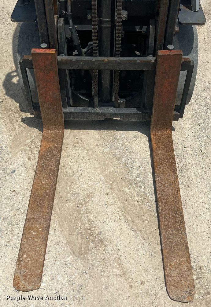 image for item LG9231 Toyota 8FGCU20  forklift