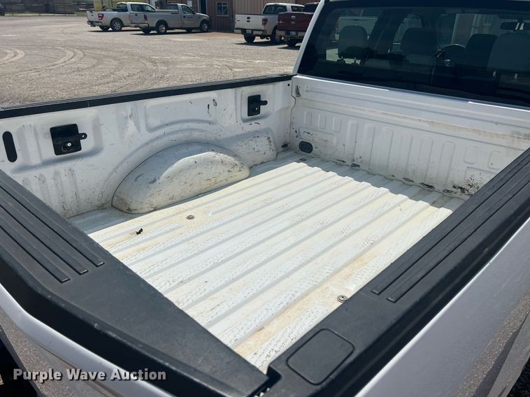 image for item LG9232 2016 Ford F150  SuperCrew pickup truck