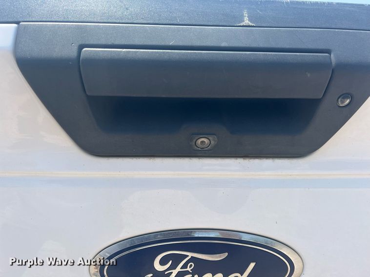 image for item LG9232 2016 Ford F150  SuperCrew pickup truck