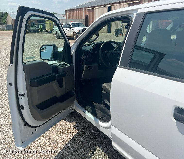 image for item LG9232 2016 Ford F150  SuperCrew pickup truck