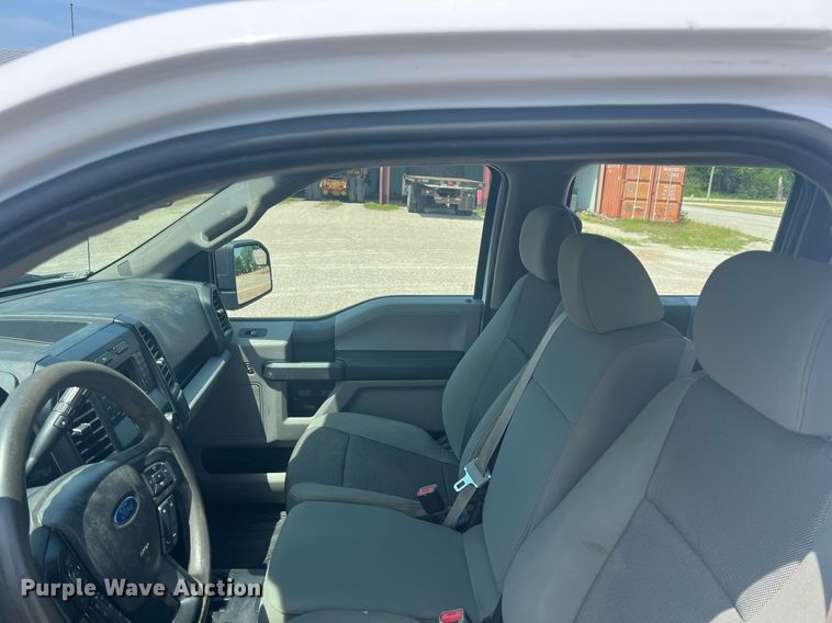 image for item LG9232 2016 Ford F150  SuperCrew pickup truck