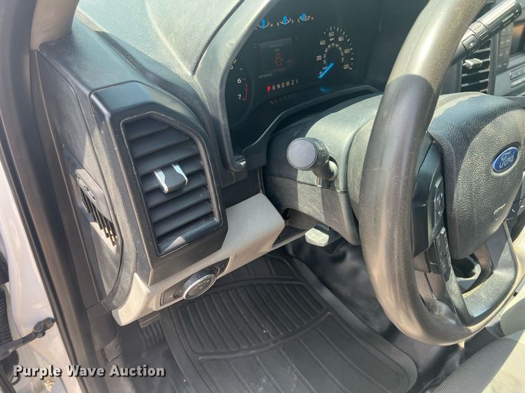 image for item LG9232 2016 Ford F150  SuperCrew pickup truck