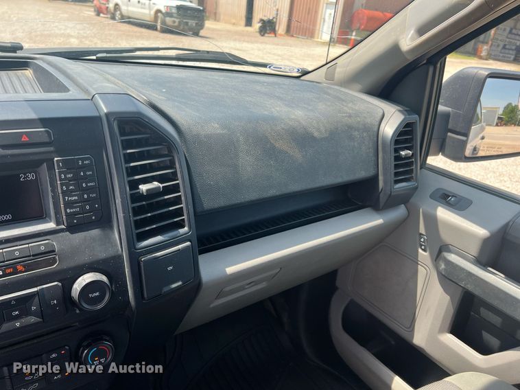 image for item LG9232 2016 Ford F150  SuperCrew pickup truck