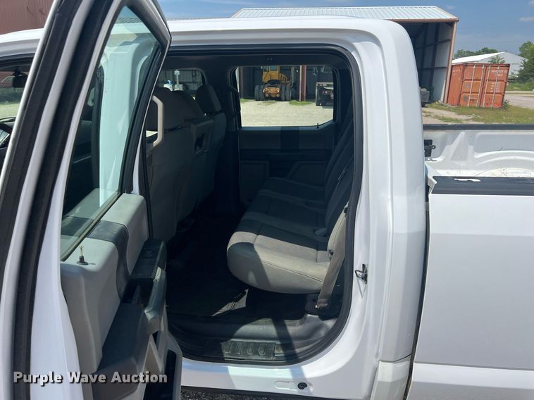 image for item LG9232 2016 Ford F150  SuperCrew pickup truck