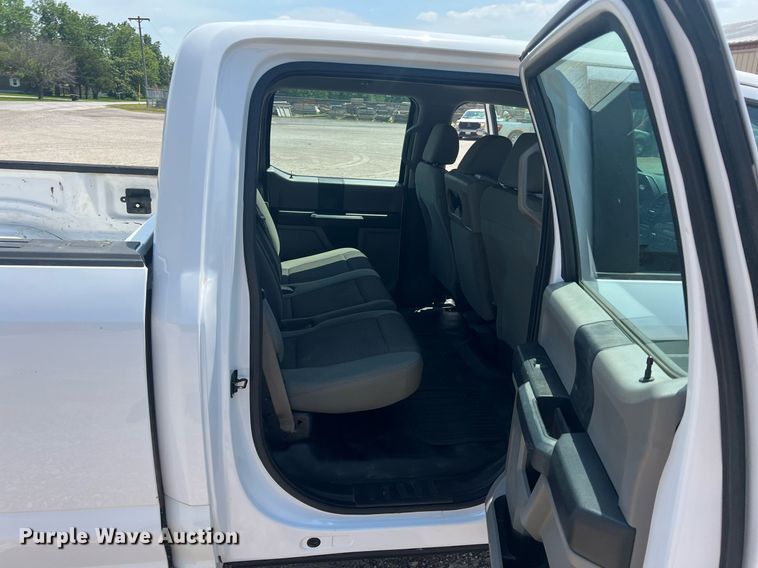 image for item LG9232 2016 Ford F150  SuperCrew pickup truck