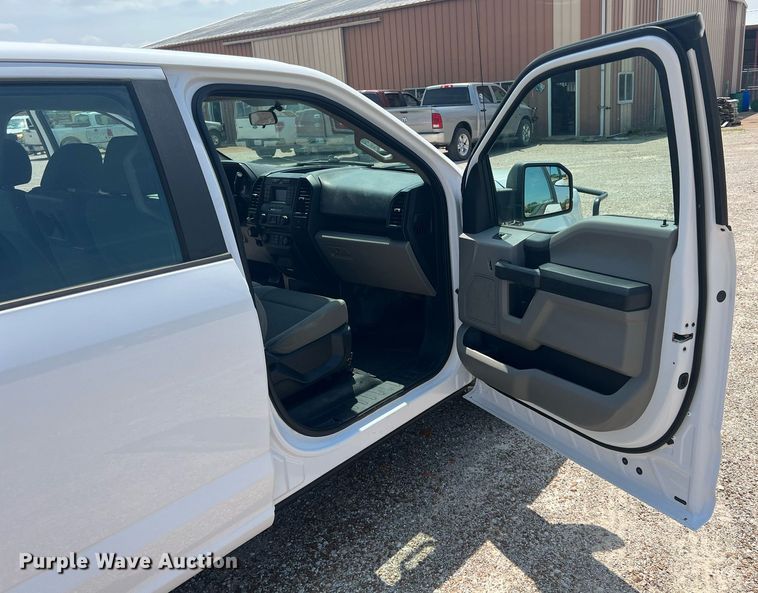 image for item LG9232 2016 Ford F150  SuperCrew pickup truck