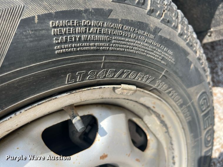 image for item LG9232 2016 Ford F150  SuperCrew pickup truck