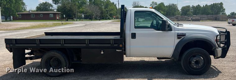 image for item LG9233 2009 Ford F450 Super Duty  flatbed truck