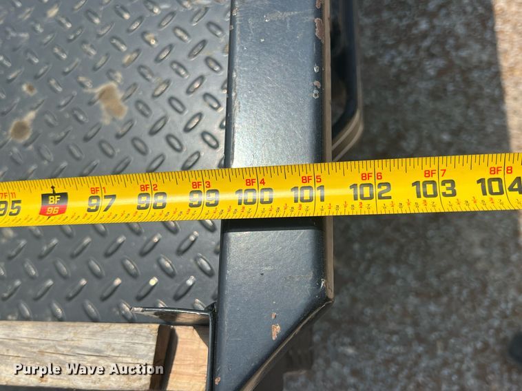 image for item LG9233 2009 Ford F450 Super Duty  flatbed truck