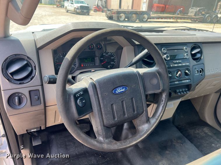 image for item LG9233 2009 Ford F450 Super Duty  flatbed truck