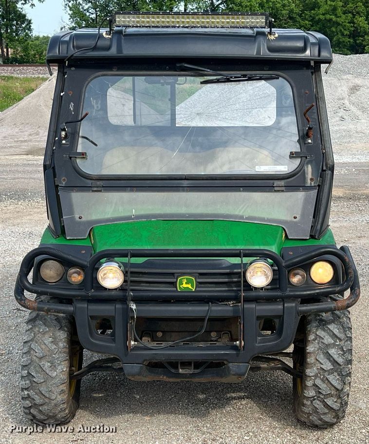 image for item LG9235 John Deere Gator  utility vehicle