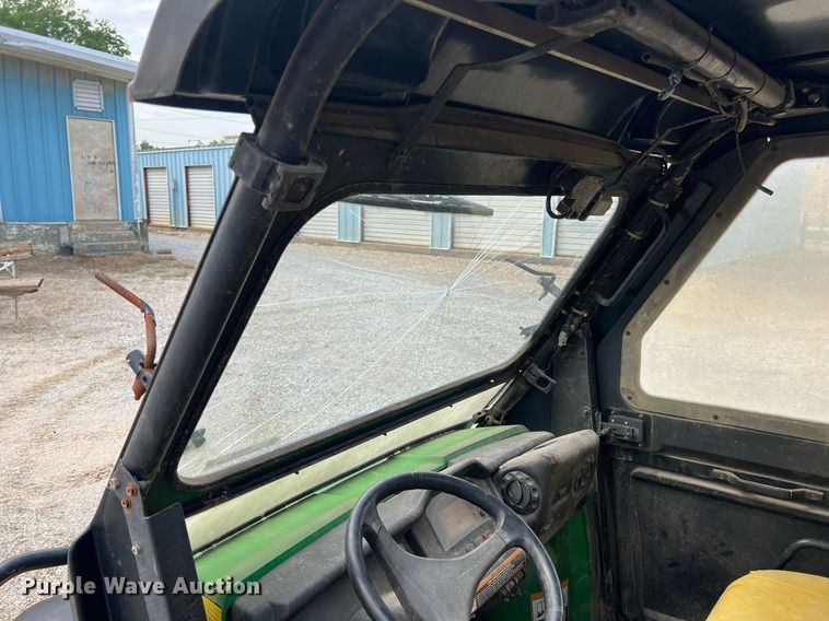 image for item LG9235 John Deere Gator  utility vehicle