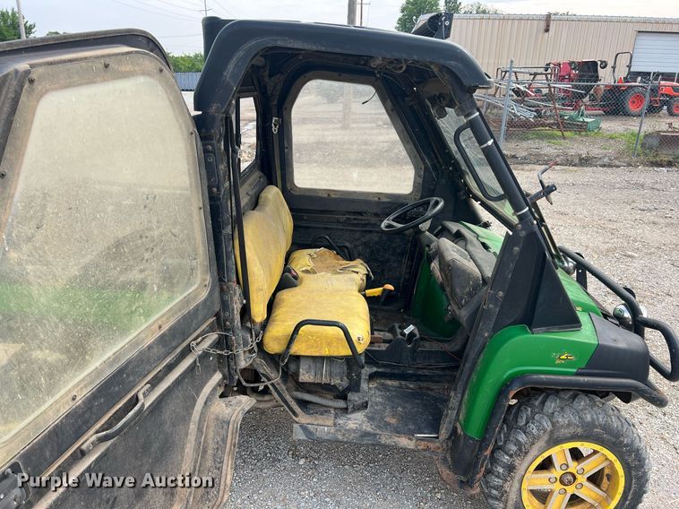 image for item LG9235 John Deere Gator  utility vehicle