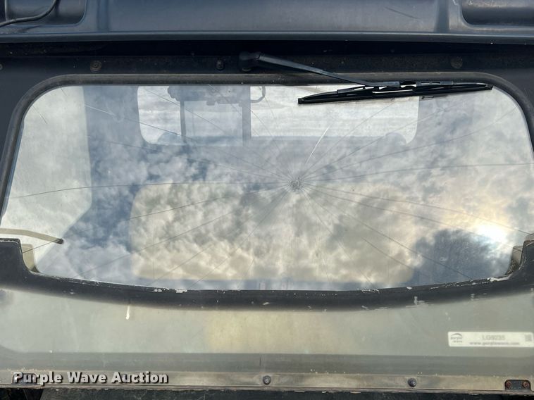 image for item LG9235 John Deere Gator  utility vehicle