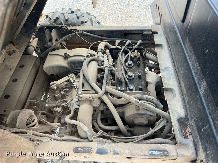 image for item LG9235 John Deere Gator  utility vehicle