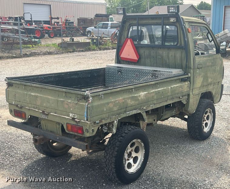 image for item LG9236 Suzuki M-DB51T  utility vehicle