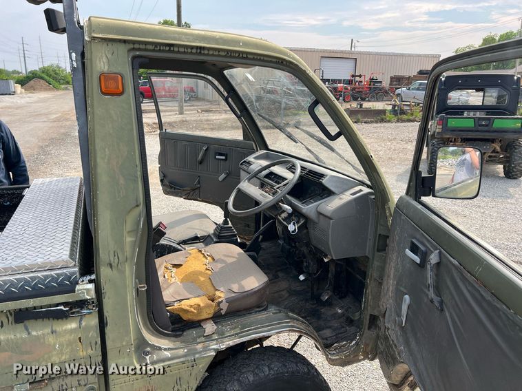 image for item LG9236 Suzuki M-DB51T  utility vehicle