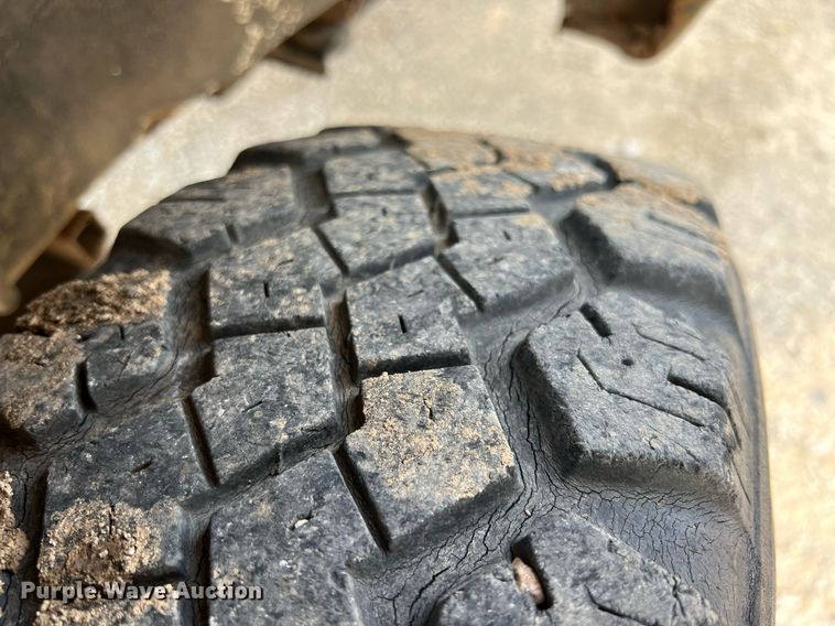 image for item LG9236 Suzuki M-DB51T  utility vehicle