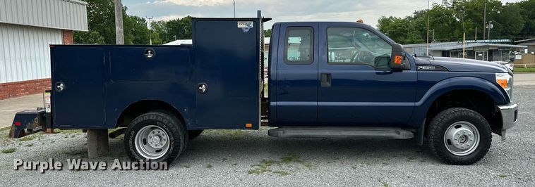 image for item LG9242 2012 Ford F350 Super Duty  SuperCab utility bed pickup truck