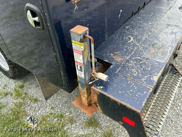 image for item LG9242 2012 Ford F350 Super Duty  SuperCab utility bed pickup truck