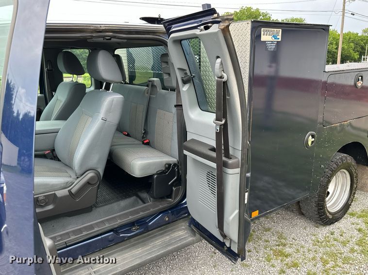 image for item LG9242 2012 Ford F350 Super Duty  SuperCab utility bed pickup truck