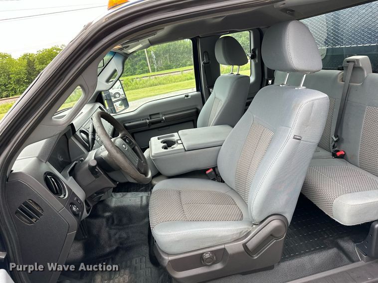 image for item LG9242 2012 Ford F350 Super Duty  SuperCab utility bed pickup truck