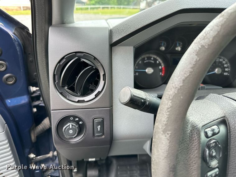 image for item LG9242 2012 Ford F350 Super Duty  SuperCab utility bed pickup truck