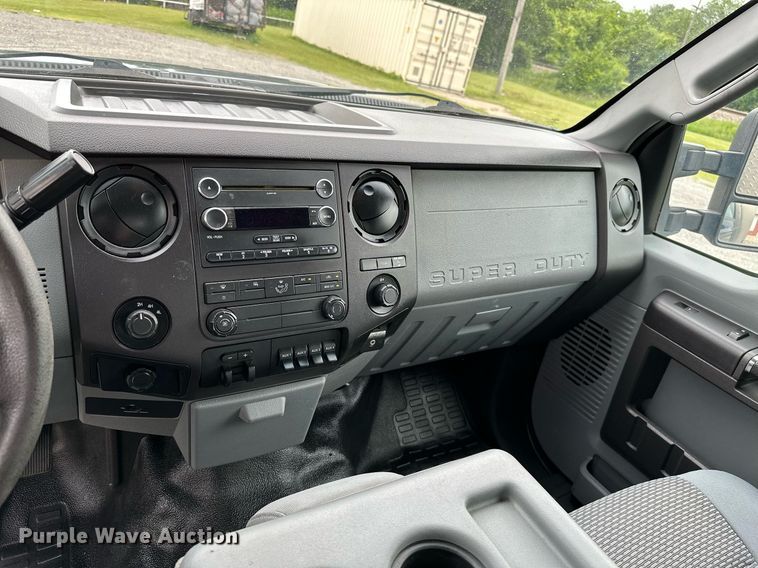 image for item LG9242 2012 Ford F350 Super Duty  SuperCab utility bed pickup truck