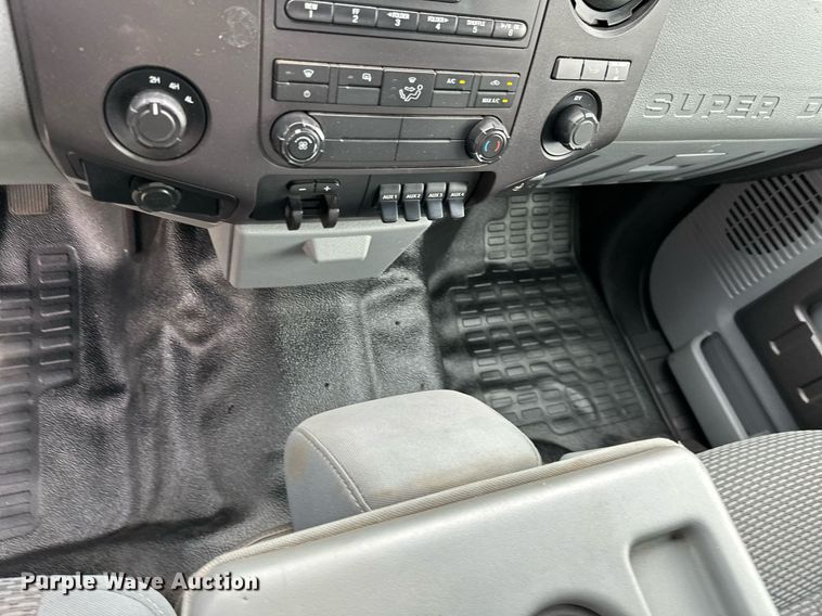 image for item LG9242 2012 Ford F350 Super Duty  SuperCab utility bed pickup truck