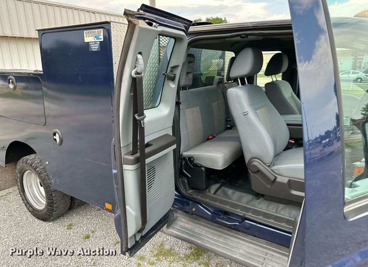 image for item LG9242 2012 Ford F350 Super Duty  SuperCab utility bed pickup truck