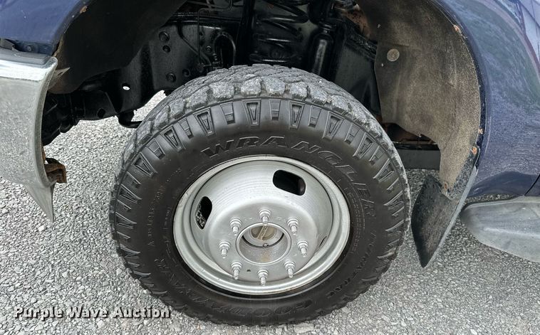 image for item LG9242 2012 Ford F350 Super Duty  SuperCab utility bed pickup truck