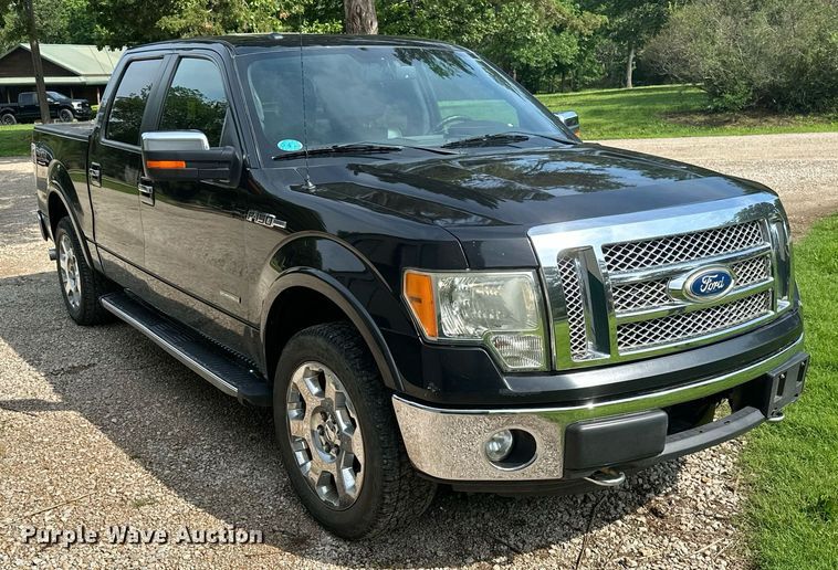 image for item LG9243 2011 Ford F150 Lariat  SuperCrew pickup truck