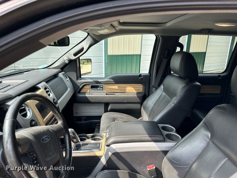 image for item LG9243 2011 Ford F150 Lariat  SuperCrew pickup truck