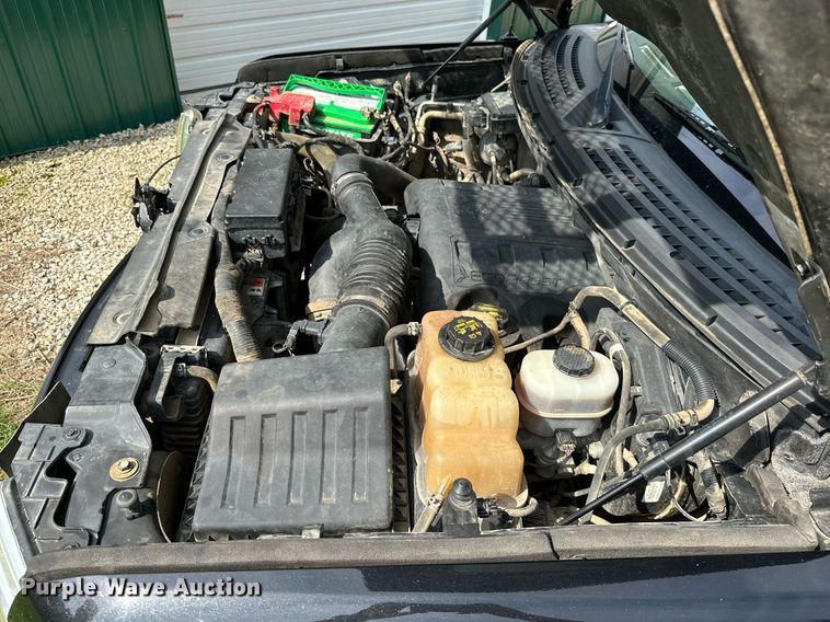 image for item LG9243 2011 Ford F150 Lariat  SuperCrew pickup truck