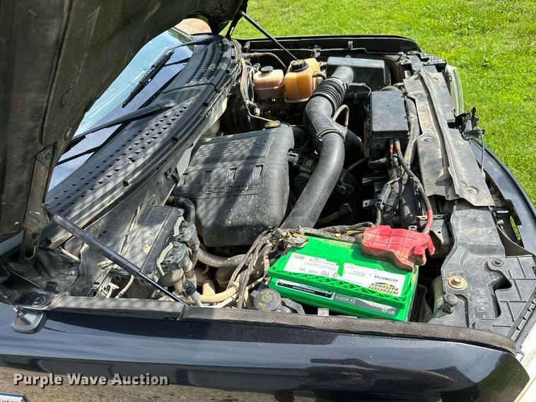 image for item LG9243 2011 Ford F150 Lariat  SuperCrew pickup truck