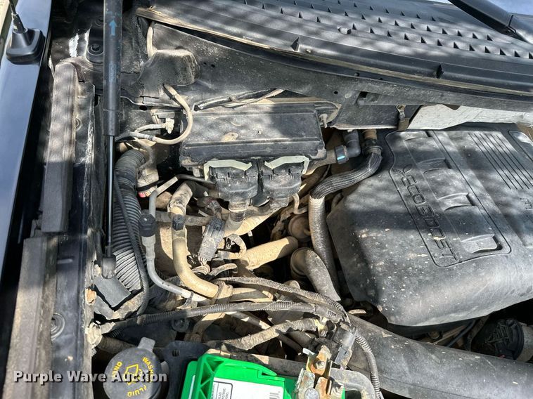 image for item LG9243 2011 Ford F150 Lariat  SuperCrew pickup truck