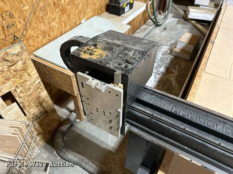 image for item LG9244 AXYZ 8012  CNC router