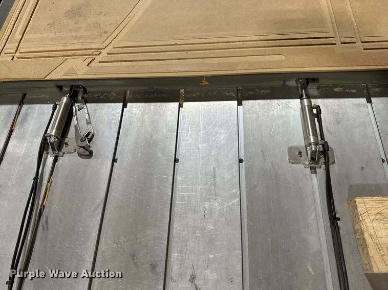 image for item LG9244 AXYZ 8012  CNC router